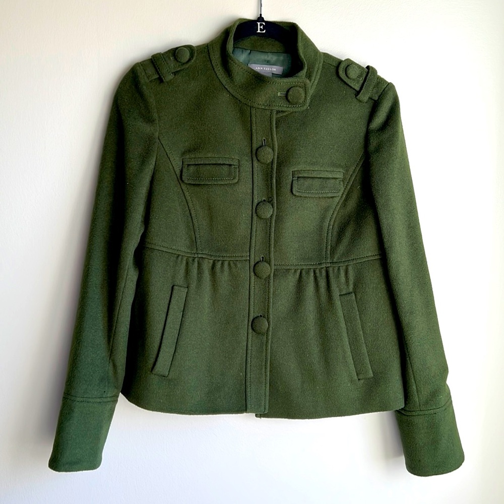 Ann Taylor Coat - size 4